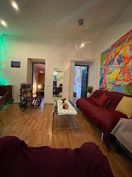 Cozy Art House In An Old *